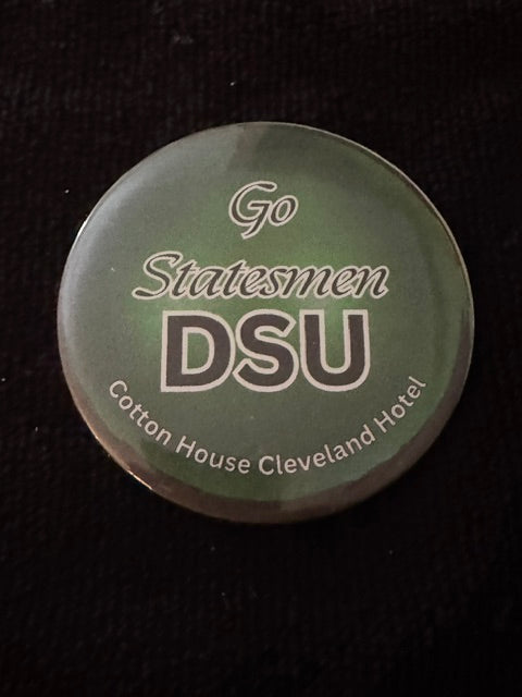 Go Statesmen DSU Spirit Badge